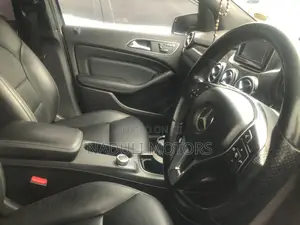 Mercedes-Benz B-Class 2011 Gray