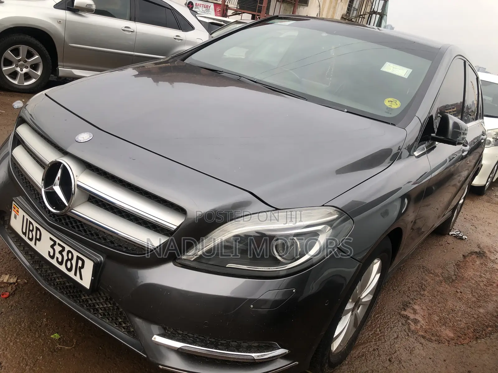 Mercedes-Benz B-Class 2011 Gray