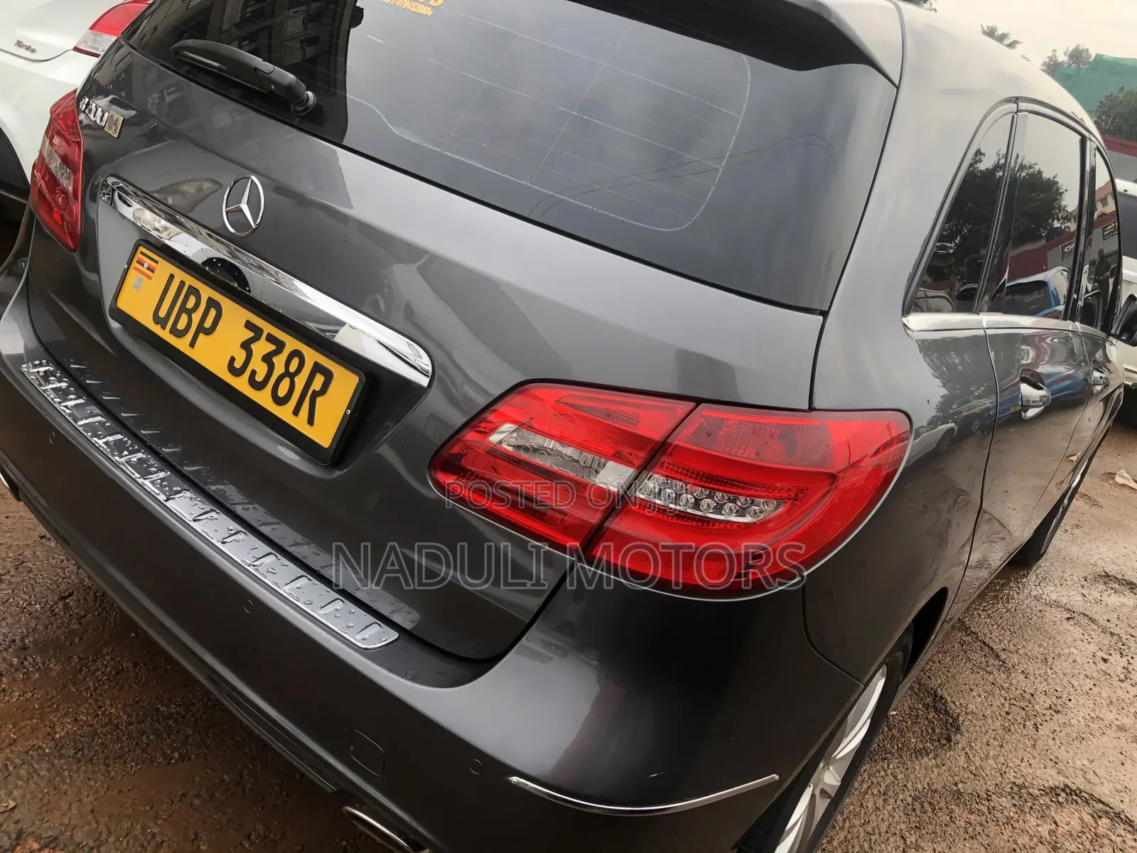 Mercedes-Benz B-Class 2011 Gray