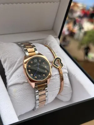 Versace Women's Wrist Analog Time Piece at Discount