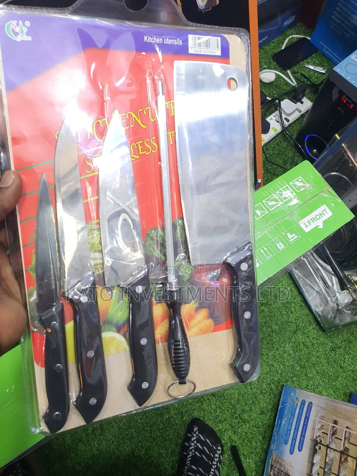 5 Pieces Knife Set With Chopping Board
