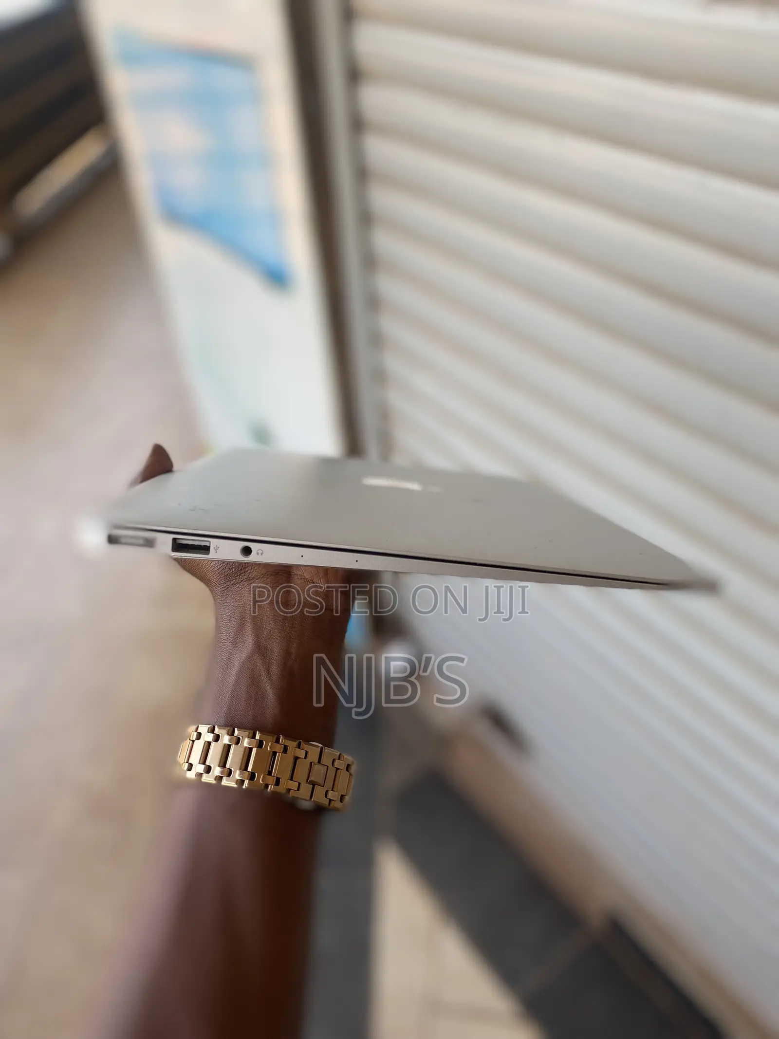 Laptop Apple MacBook Air 2015 8GB Intel Core i5 SSD 256GB