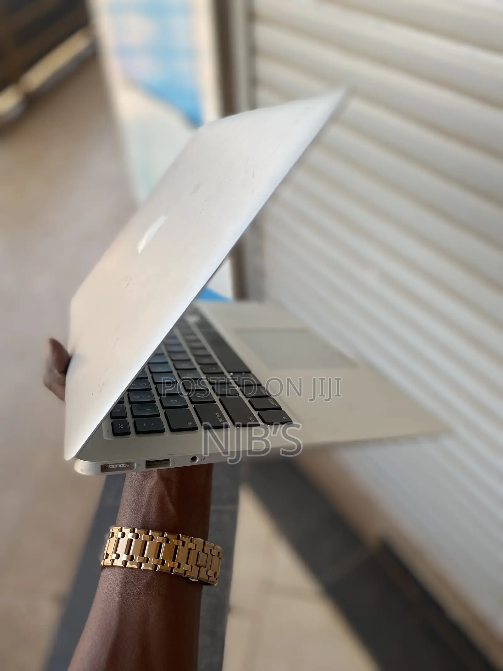 Laptop Apple MacBook Air 2015 8GB Intel Core i5 SSD 256GB