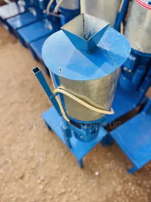 3hp,6kgs Powder and Kipooli Gnuts Grinding Machine