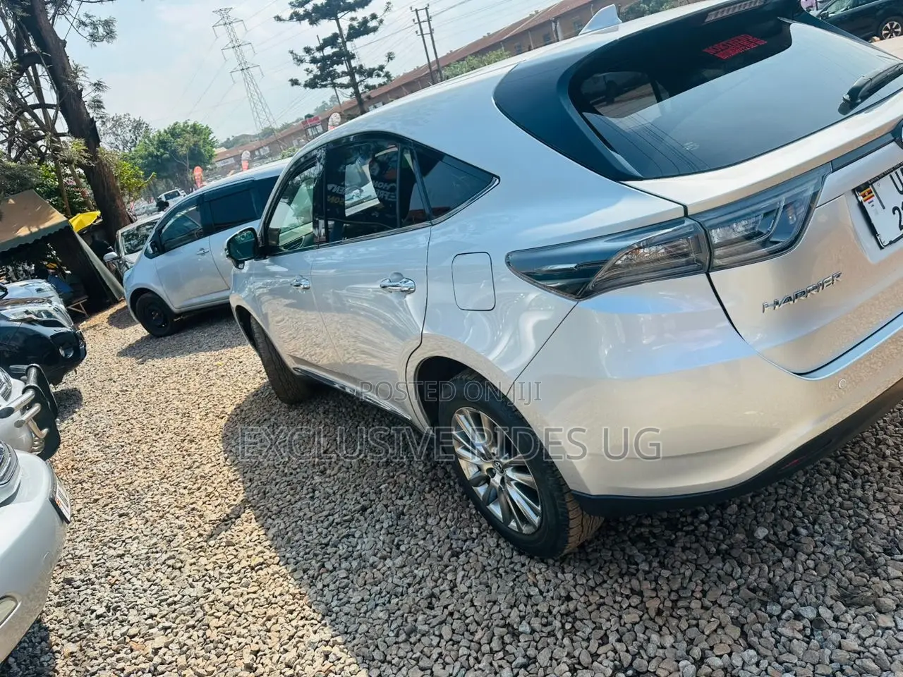 Toyota Harrier 2.0 2016 Silver