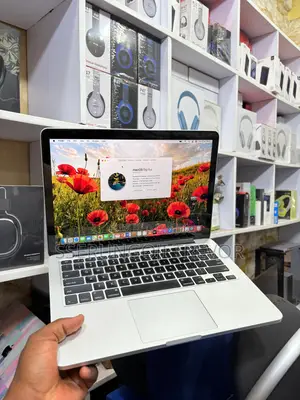 Laptop Apple MacBook 2015 8GB Intel Core I5 SSHD+SSD 256GB