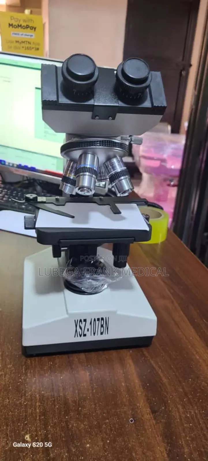 Microscope XSZ-107bn