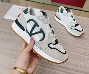 Original Classic Luxury Valentino Garavani Sneakers