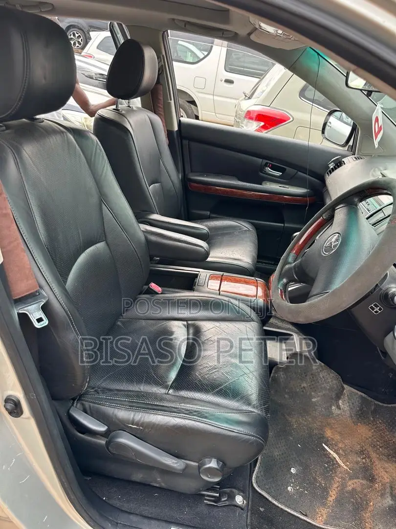 Toyota Harrier 2.4 2012 Silver