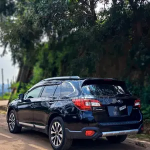 Subaru Outback 2.5i Premium AWD 2017 Black