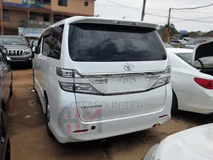 Toyota Vellfire 2012 White