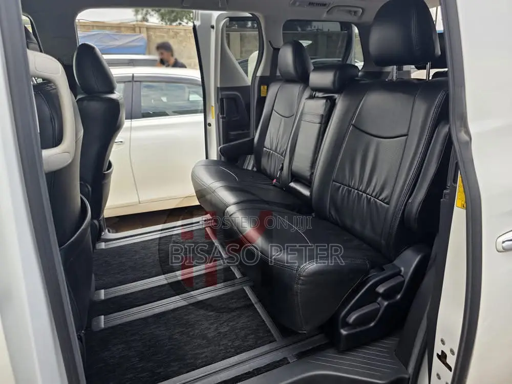 Toyota Vellfire 2012 White