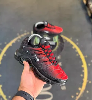 Nike Air Max Plus X Deadpool