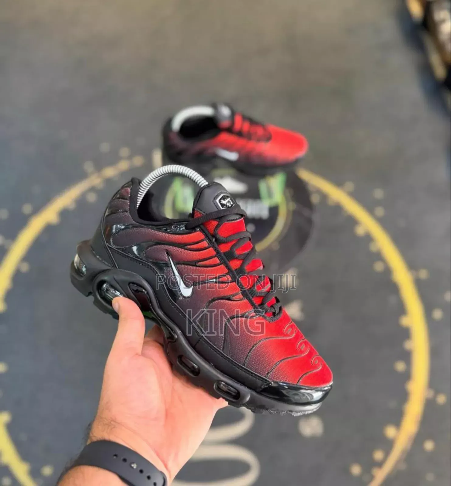 Nike Air Max Plus X Deadpool