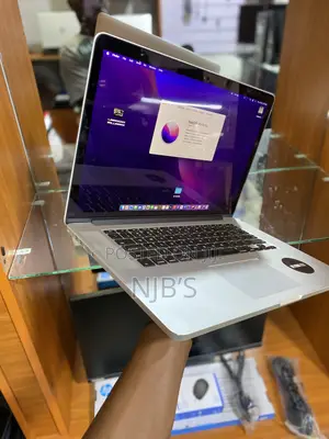 Laptop Apple MacBook Pro 2015 16GB Intel Core I7 SSD 128GB