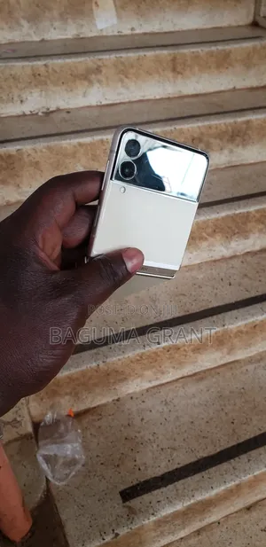 Samsung Galaxy Z Flip 3 128 GB