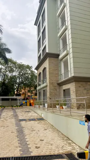 3bdrm Apartment in Kololo, Central Division for sale