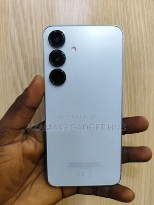 Samsung Galaxy S25 256 GB Silver