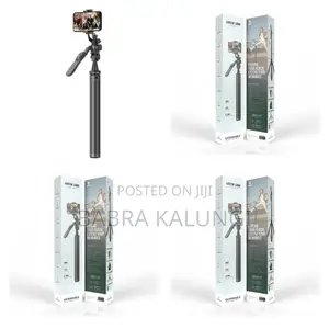 Green Lion Extendable Selfie Stick