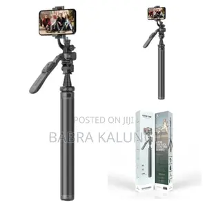 Green Lion Extendable Selfie Stick