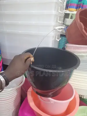 Plastic Buckets Black With Metallic Handle