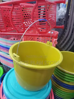 Open Plastic Bucket Lux