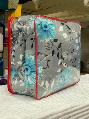 4pcs  5*6 Duvet Set, 1 Duvet ,1 Bedsheet & 2 Pillow Cases