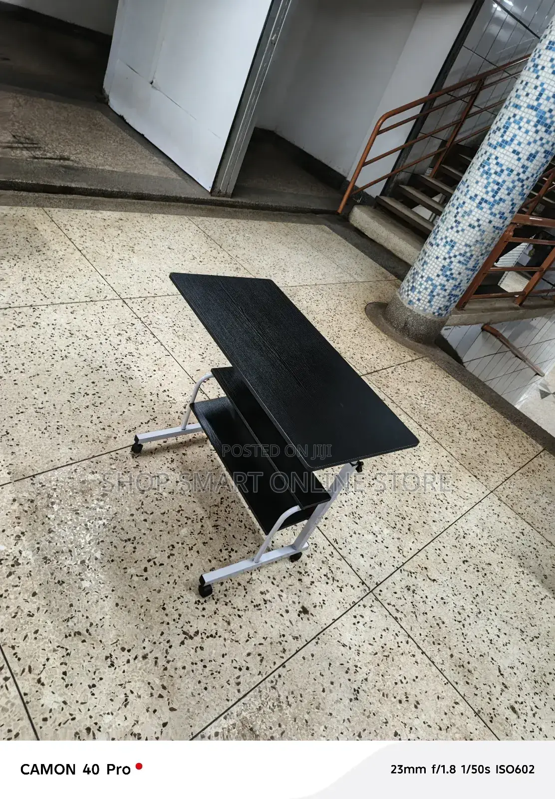 Laptop Table Adjusting*