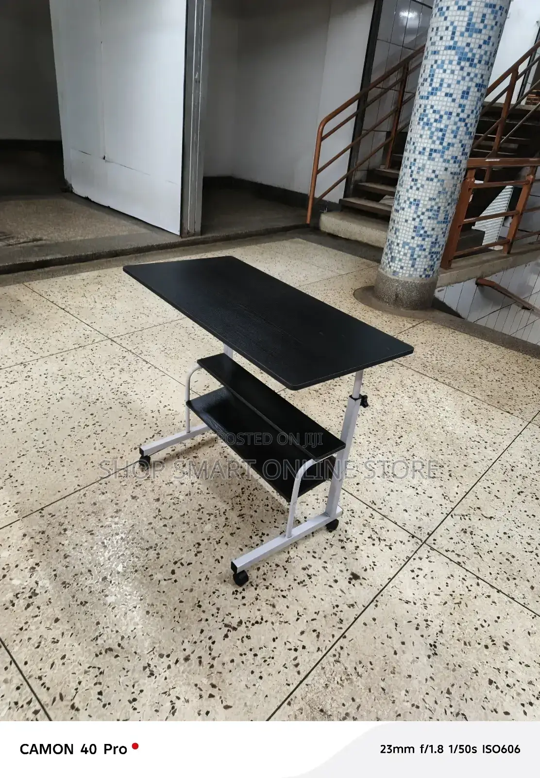 Laptop Table Adjusting*