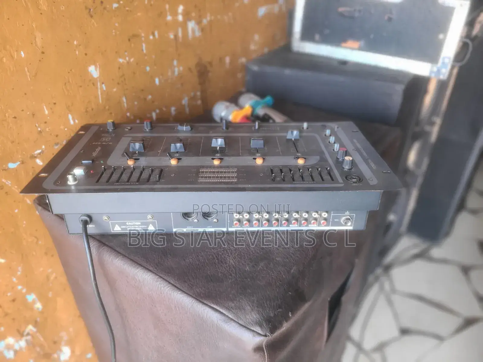 DDJ Mixer 12
