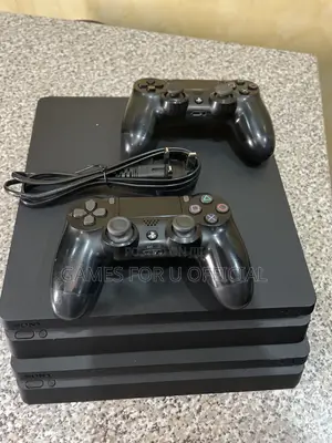 Playstation 4 Slim Chipped With Two Controllers Uk Used*Fxt