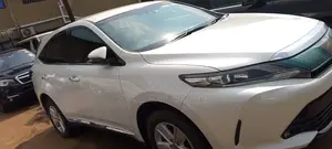 Toyota Harrier 2.0 4WD 2017 White