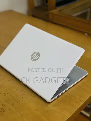 New Laptop HP Stream 14 4GB Intel Core 2 Duo SSD 128GB