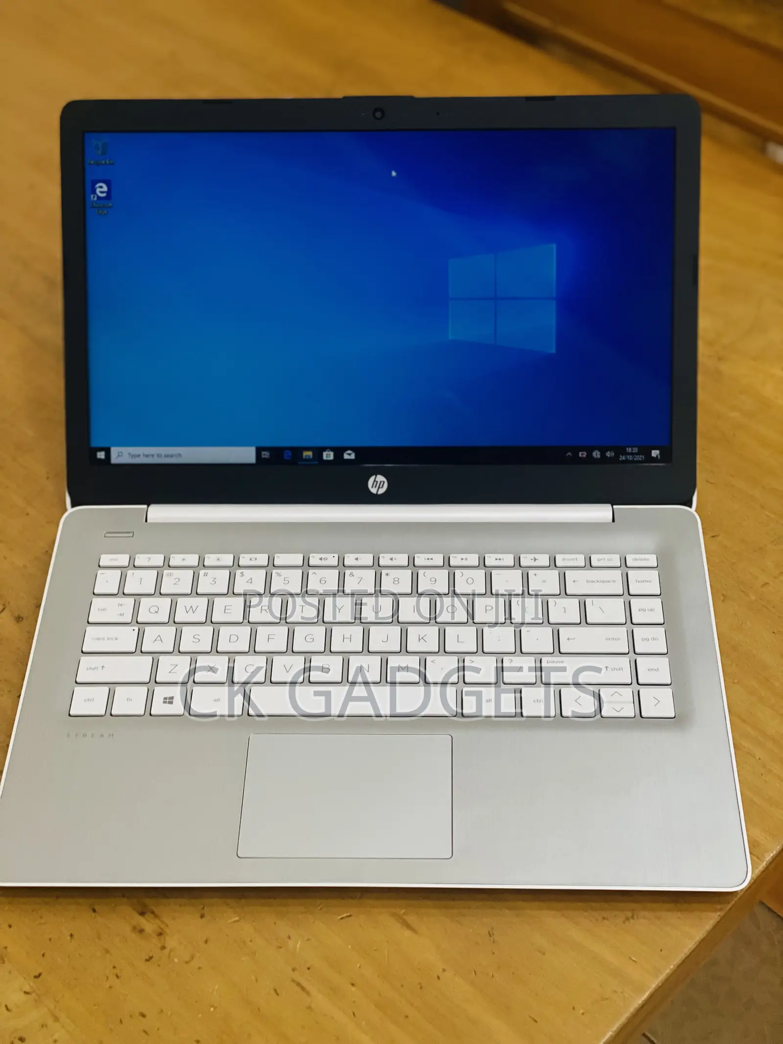 New Laptop HP Stream 14 4GB Intel Core 2 Duo SSD 128GB
