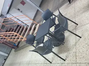 Indoor and Outdoor Restaurant Plastic Chairs and Table Sq