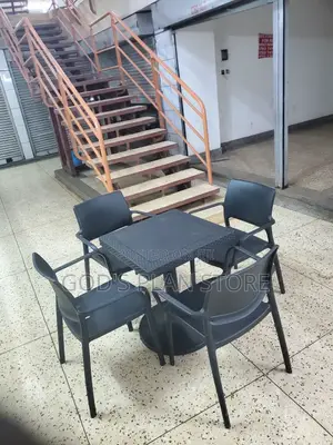 Indoor and Outdoor Restaurant Plastic Chairs and Table Sq