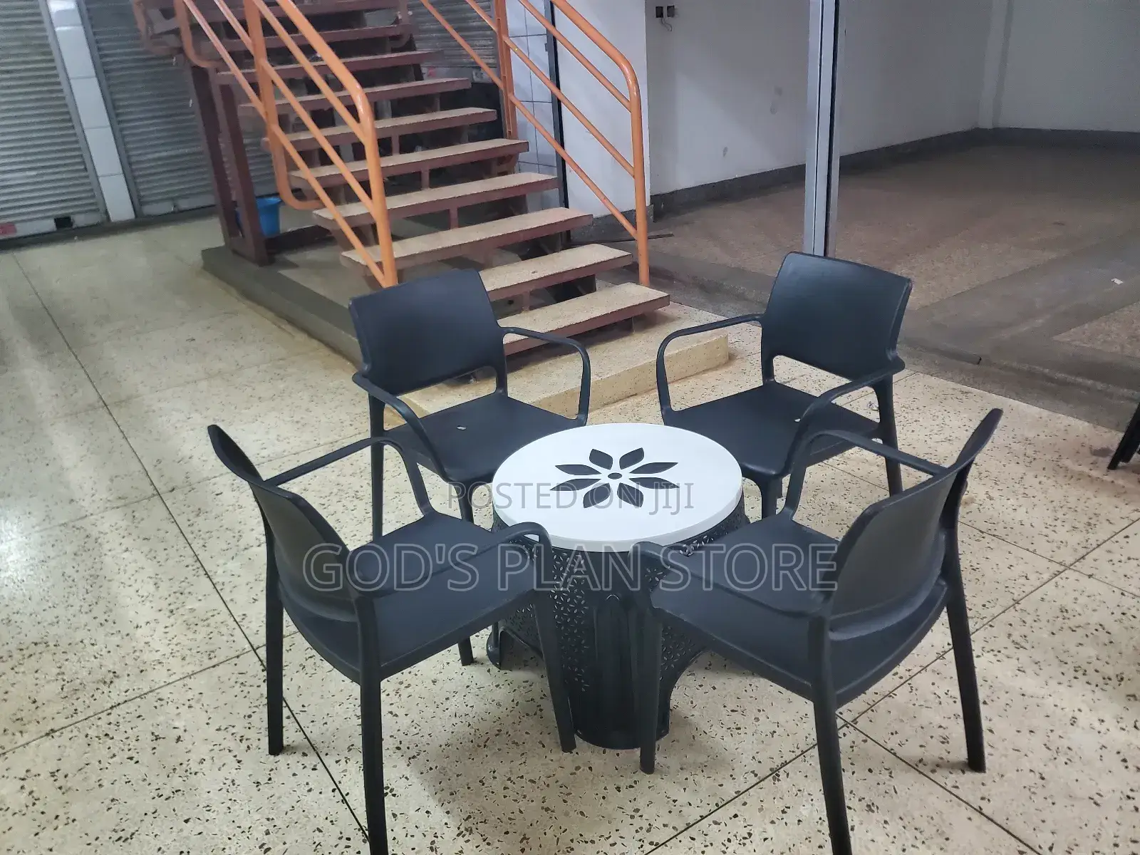 Class Plastic Table and Chairs Class Plastic Table and Chair