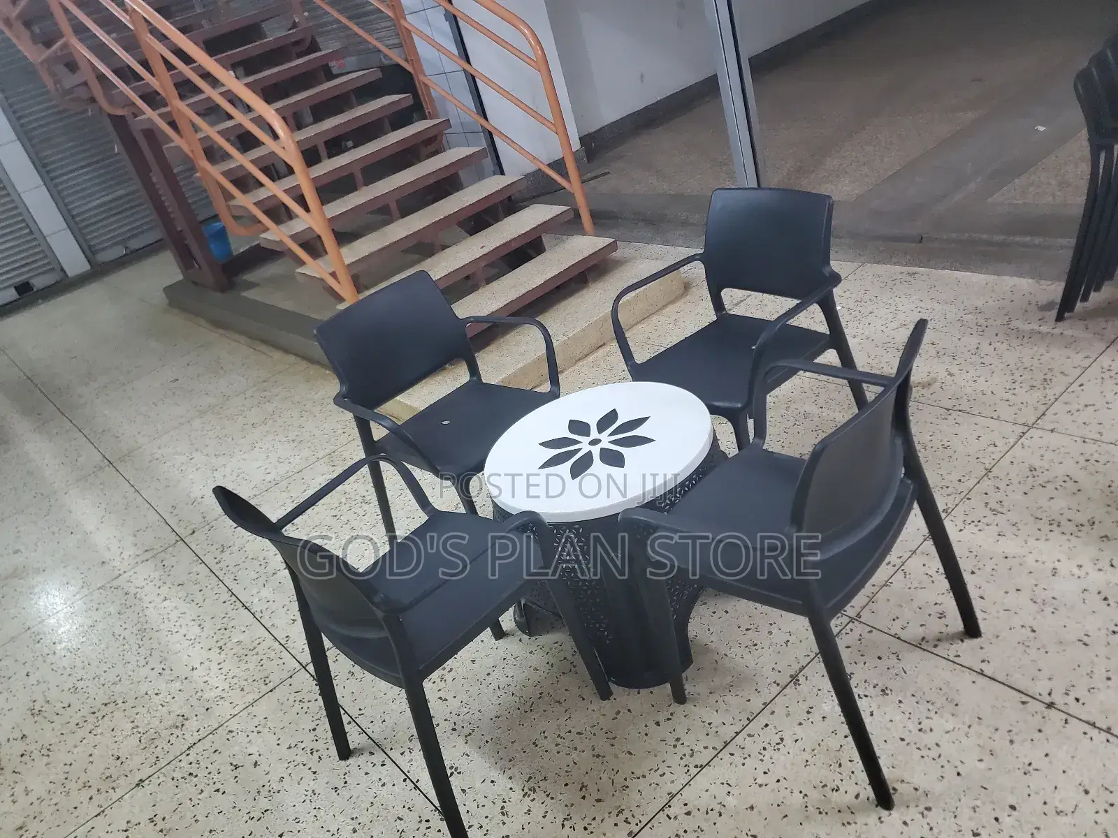 Class Plastic Table and Chairs Class Plastic Table and Chair