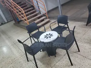 Class Plastic Table and Chairs Class Plastic Table and Chair