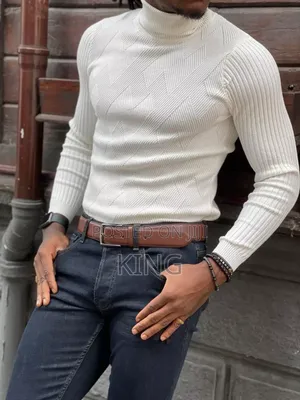 Vibrate Pull Neck Sweaters