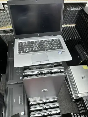 Laptop HP EliteBook 840 G3 8GB Intel Core I5 SSHD+SSD 256GB