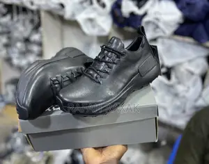 Men’S Triple Black Ecco Leather Sneakers