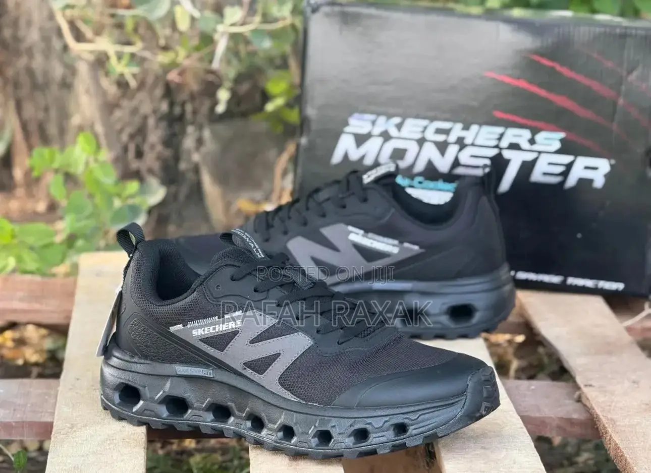 Original Skechers Go Walk “Glide Step” Black Running Sneaker