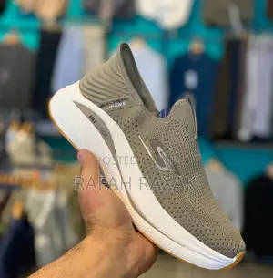 Original Skechers Slip-ins Max Cushion Light Sneakers