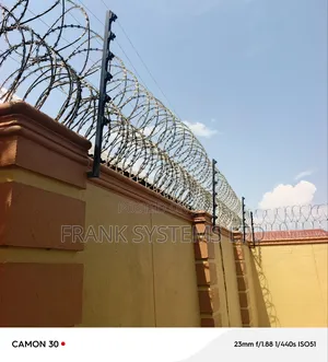 Electric Fence Backed Up With Alarm System