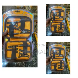 Ingco 4 Pieces Circlip Plier Set -