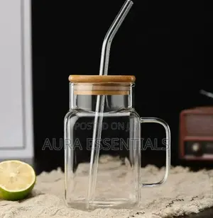 Glass Tumbler With Bamboo Lid and Straw