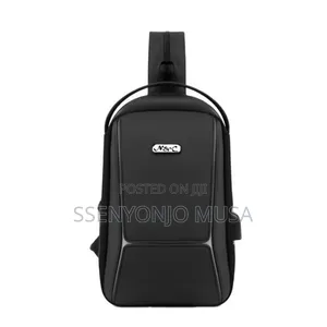 N C Daypack With Usb Charger - Crossbody Shoulder Backpack