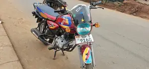 Bajaj Boxer 125 2023 Red