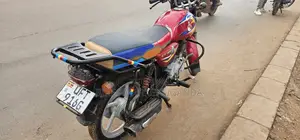 Bajaj Boxer 125 2023 Red